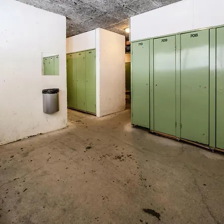 Blanc - Location: Pour 4 Personnes Oriente Sud Ouest Blanc Mae-9050 Apartment