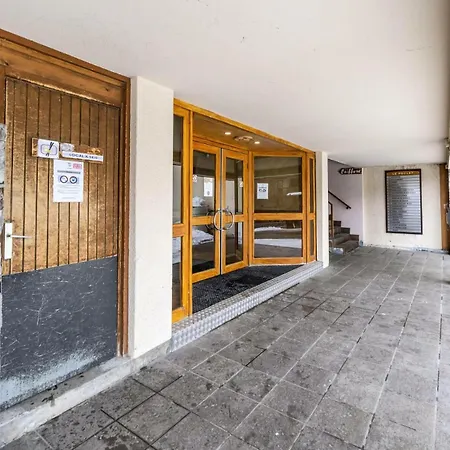 Blanc - Location: Pour 4 Personnes Oriente Sud Ouest Blanc Mae-9050 Val Thorens